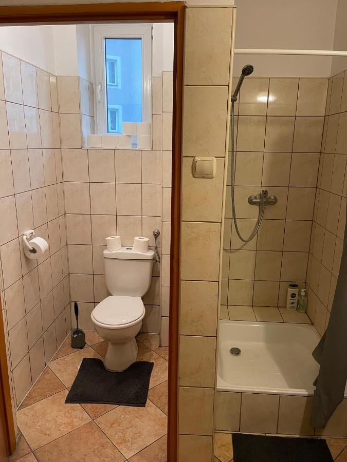 Apartamenty 650 Metrow Od Dworca Przemysl Luaran gambar